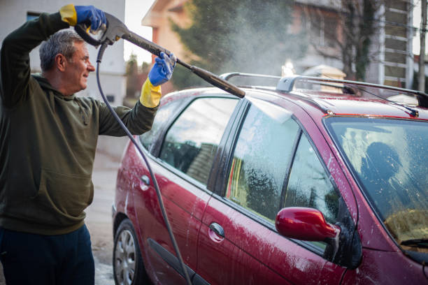 Best House Pressure Washing  in Lewistown, MT